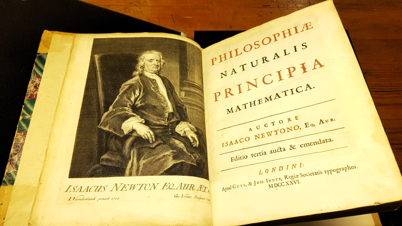 Picture of the title page of the Russell Library's copy of Newton's Principia Mathematica