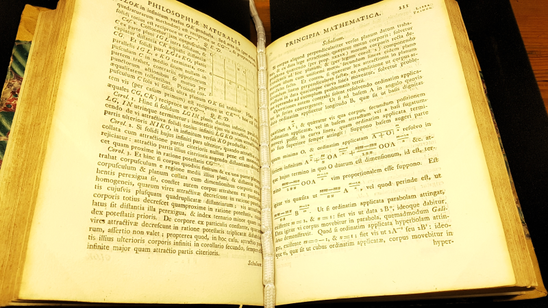 Picture of an inside double-page spread of the Russell Library's copy of Newton's Principia Mathematica